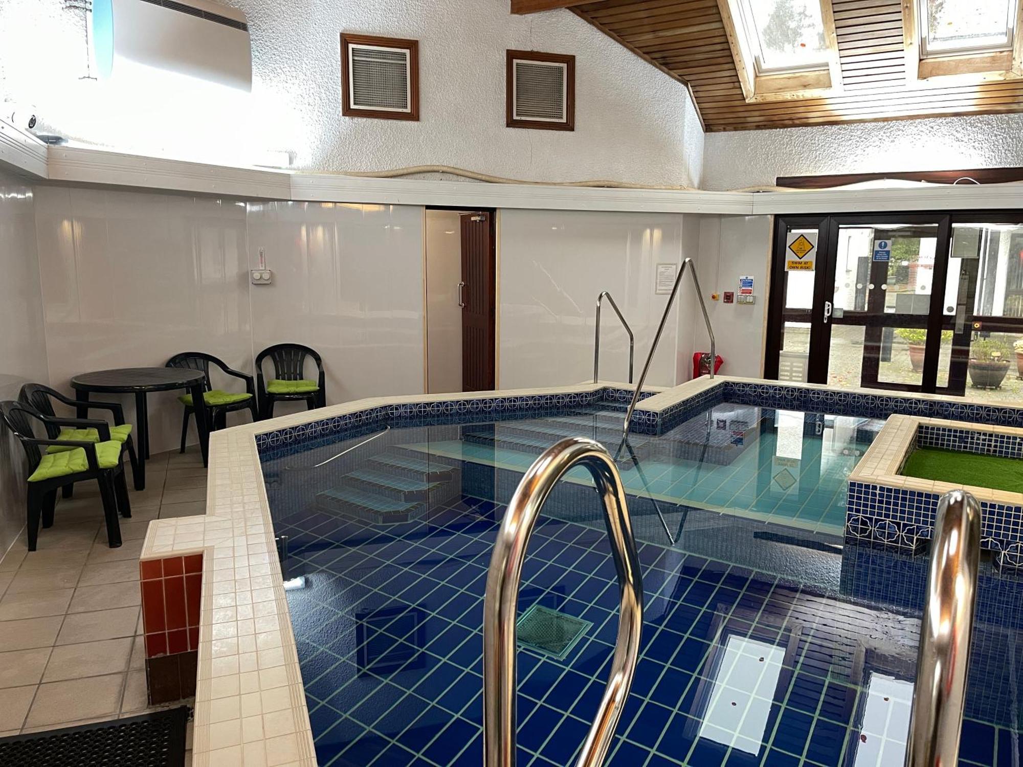 Quaysiders Club Aparthotel แอมเบิลไซด์ ภายนอก รูปภาพ