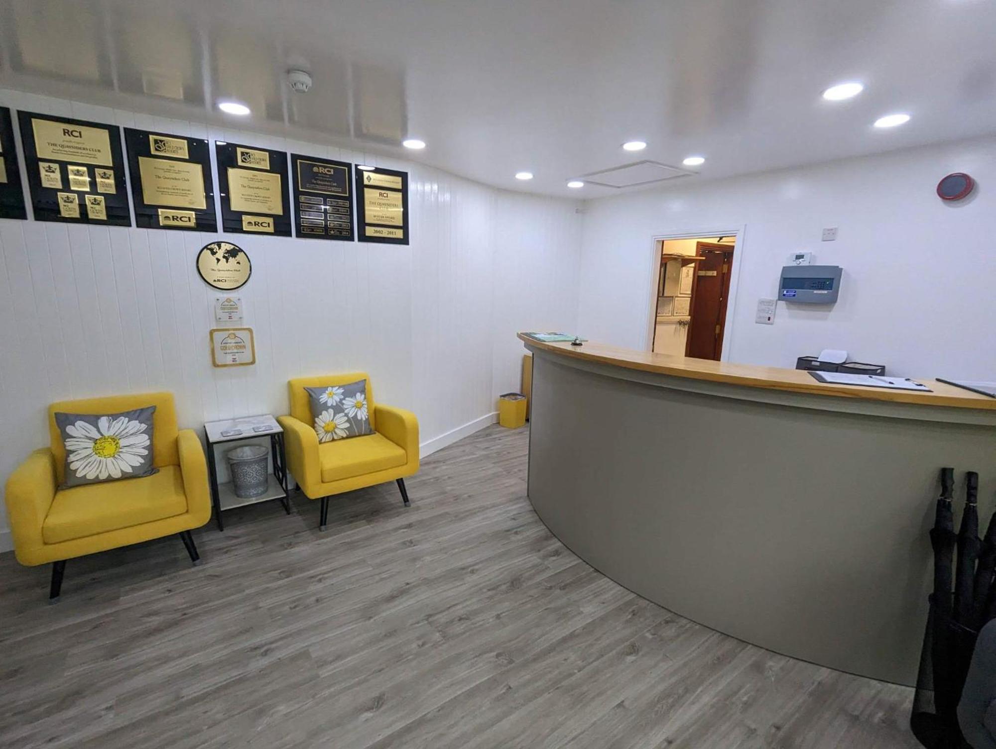 Quaysiders Club Aparthotel แอมเบิลไซด์ ภายนอก รูปภาพ